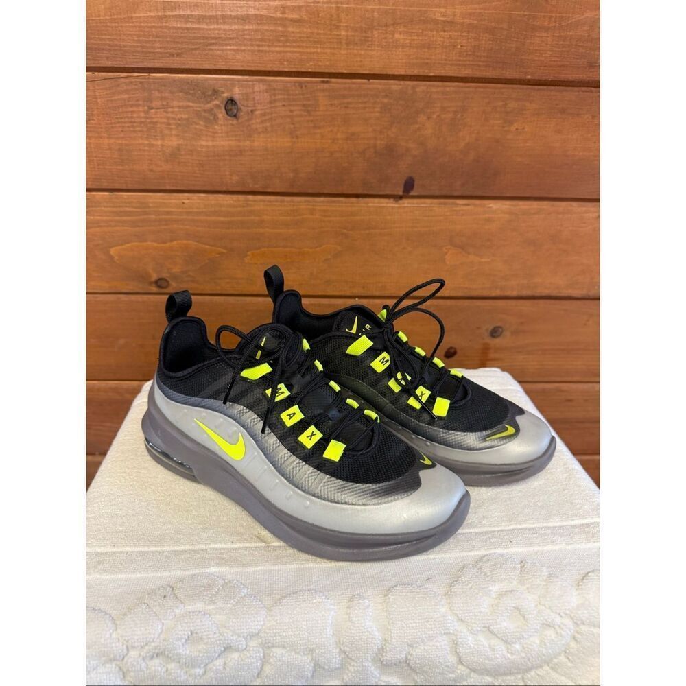Nike Youth Sz 6Y Air Max Axis sneakers black, volt, gray AH5222-01